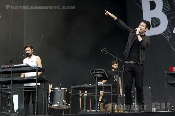 BASTILLE - 2016-08-26 - SAINT CLOUD - Domaine National - Grande Scene - 